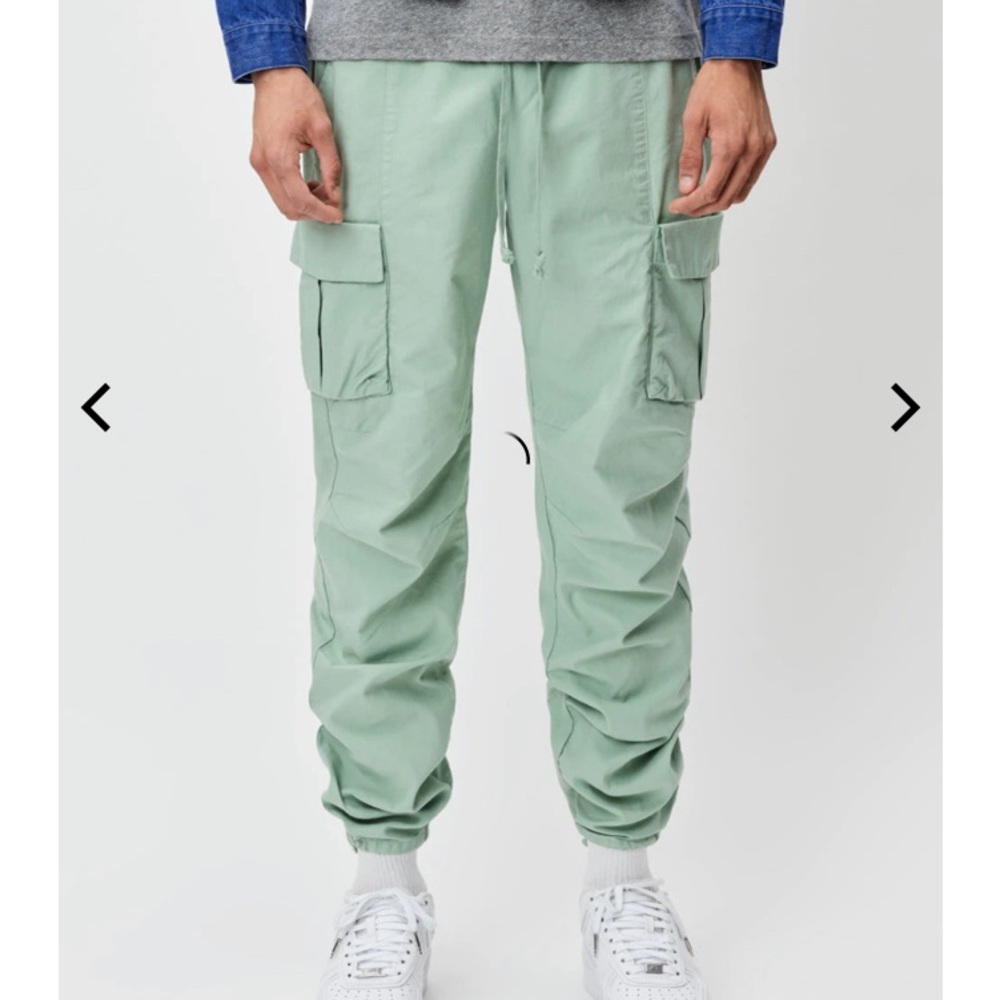 John Elliott seafoam sateen cargo sz xl.  Gently worn.